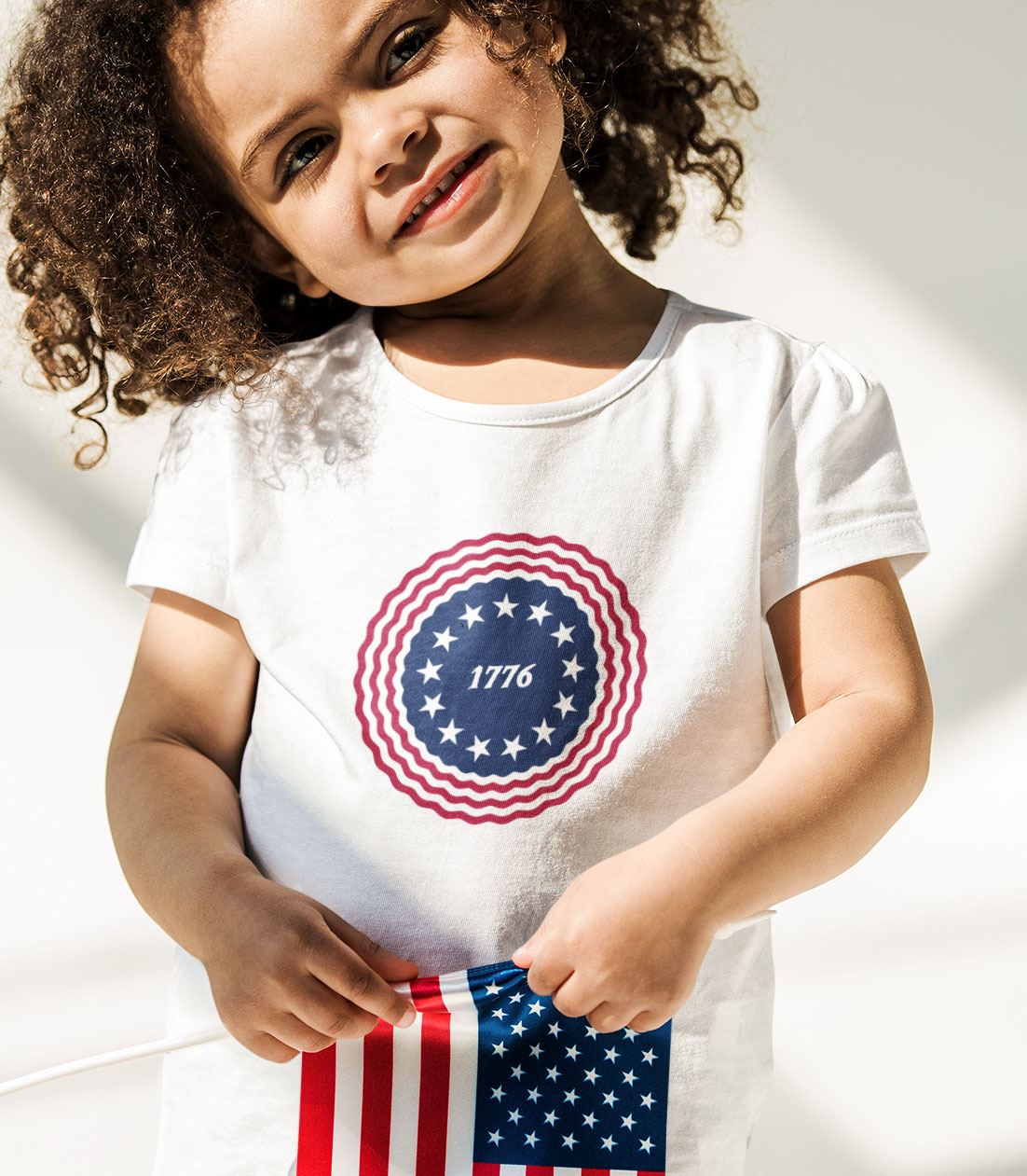 1776 Betsy Ross flag SVG design 13 star circle patriotic badge SVG Revolutionary war flag stars vector 4th of July patriotic badge cut file American independence day SVG design Cricut